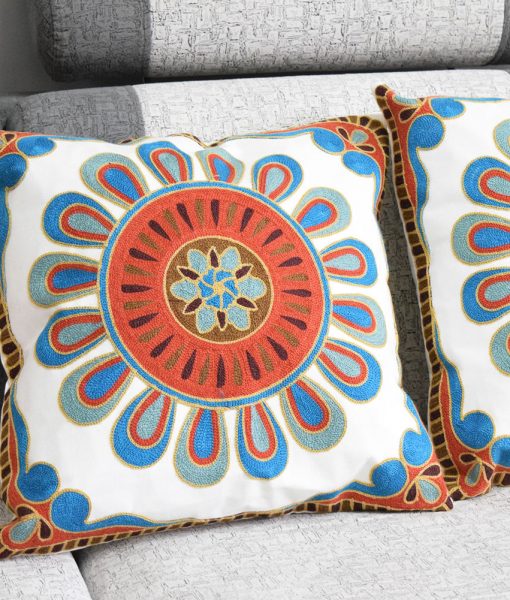 cushion-embroidered-morrocan-3